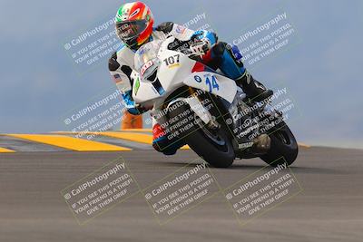 media/Sep-11-2022-SoCal Trackdays (Sun) [[81b7e951af]]/Turn 9 (930am)/